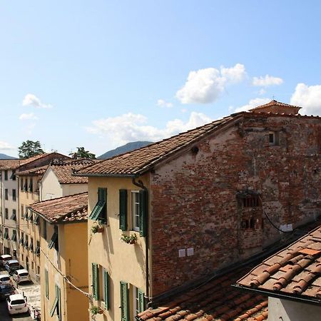 Delizioso Appartamento Centro Storico Lucca Comics 外观 照片
