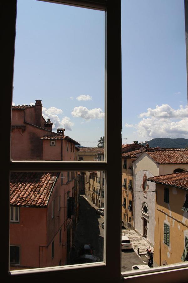 Delizioso Appartamento Centro Storico Lucca Comics 外观 照片