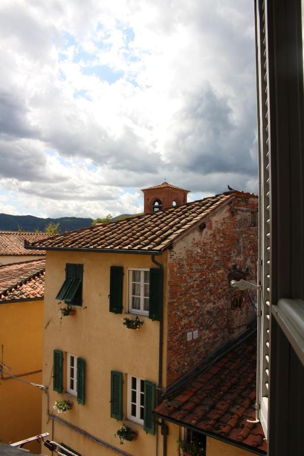 Delizioso Appartamento Centro Storico Lucca Comics 外观 照片